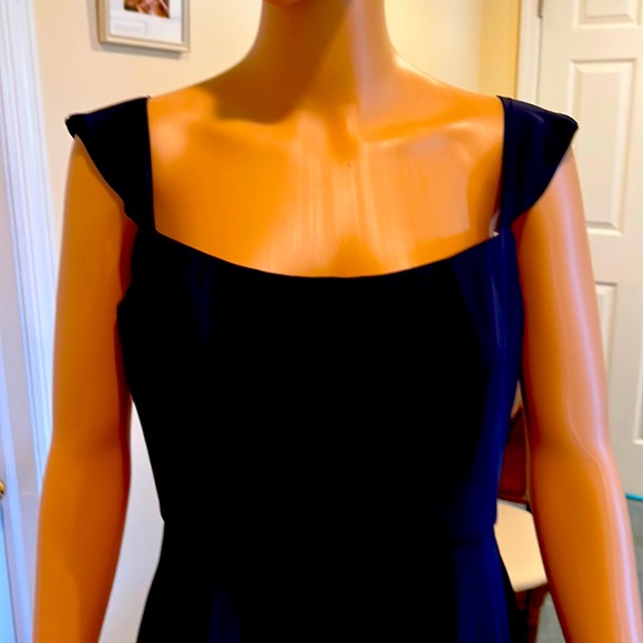 Dress - Picture 1 of 10